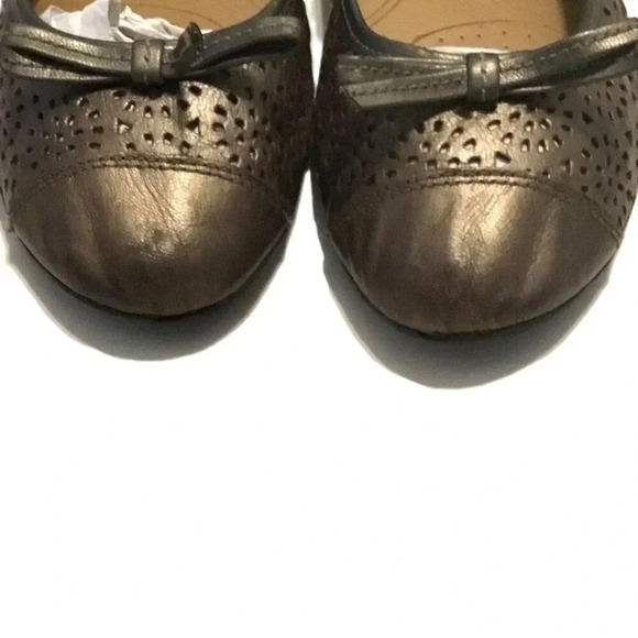 Clarks Bendables Poem  Journal Die Cut Slip On Metallic Pewter Ballet Flats 9.5M - Picture 5 of 6